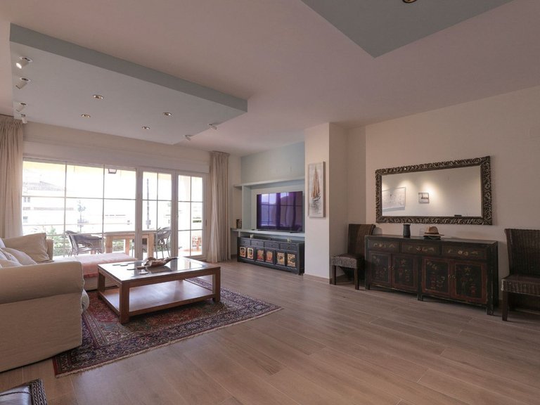 Apartment for Sale in Cabopino, Malaga 4