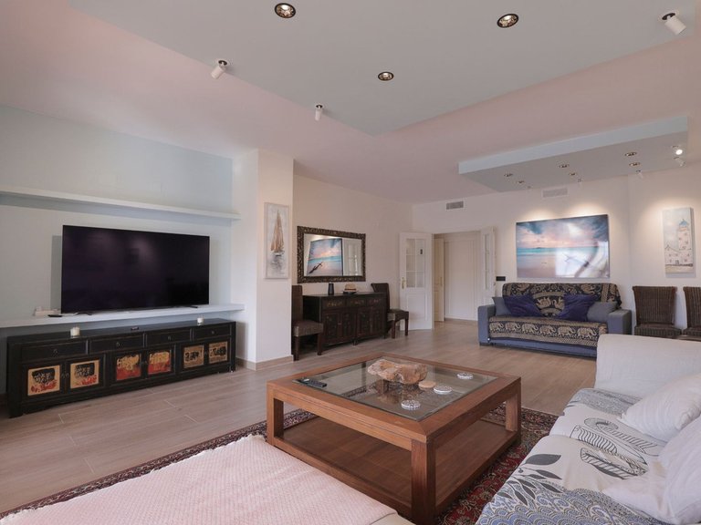 Apartment for Sale in Cabopino, Malaga 8