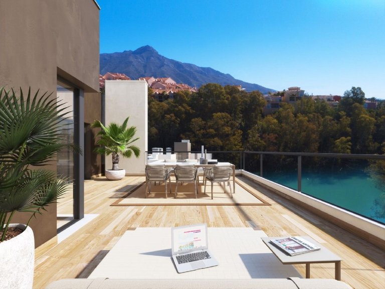 Penthouse for Sale in Marbella, Malaga 3