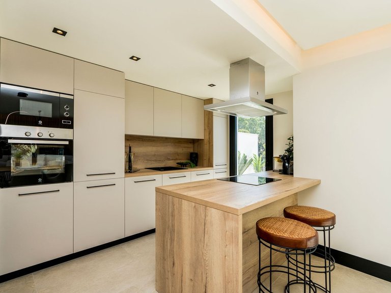 Penthouse for Sale in Marbella, Malaga 8