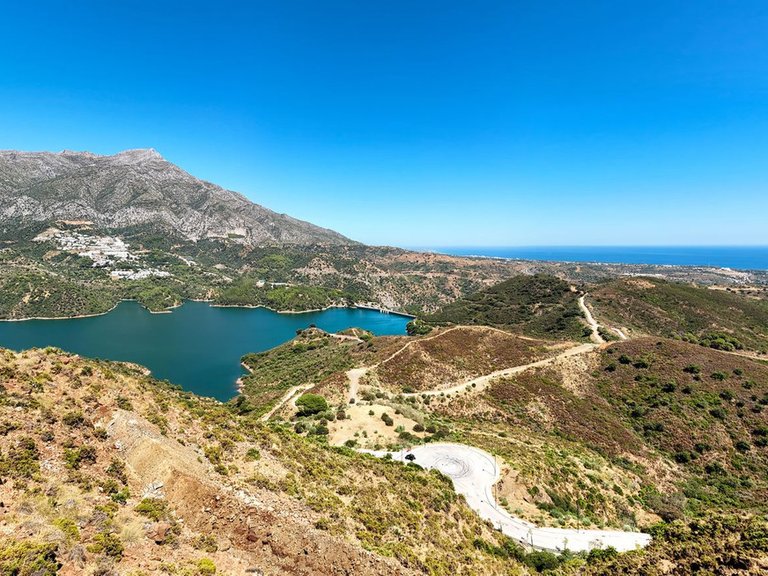 Apartment for  in Benahavís, Malaga 44