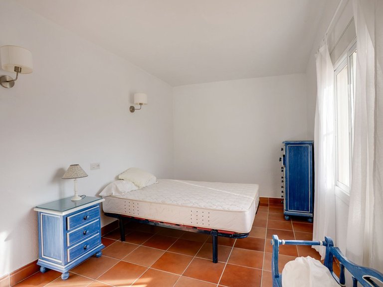 Apartment for Sale in Costa del Sol, Estepona, Malaga 10