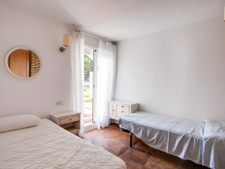 Apartment for Sale in Costa del Sol, Estepona, Malaga 11
