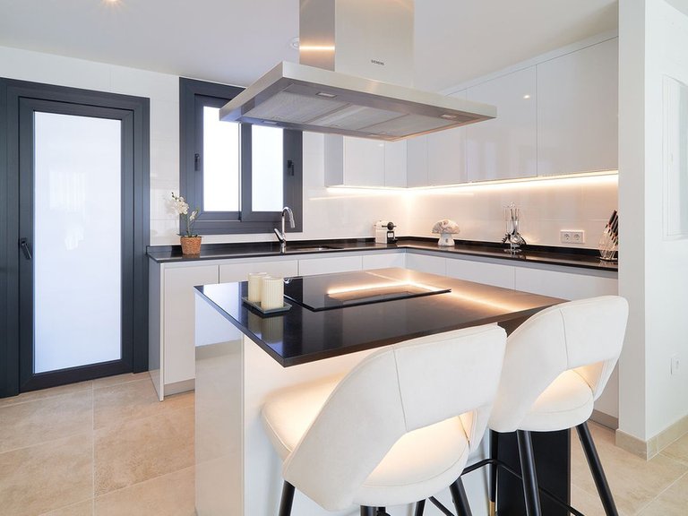 Apartment for Sale in Estepona, Malaga 11