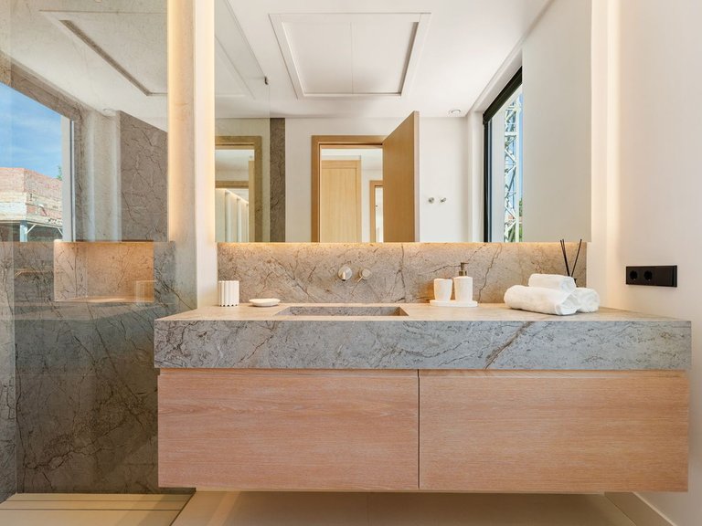 Villa for Sale in San Pedro De Alcántara, Malaga 14