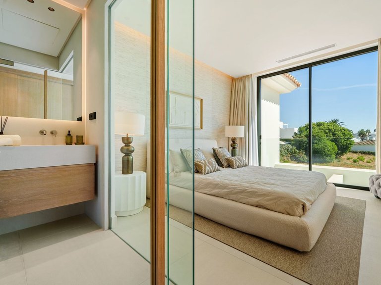 Villa for Sale in San Pedro De Alcántara, Malaga 49