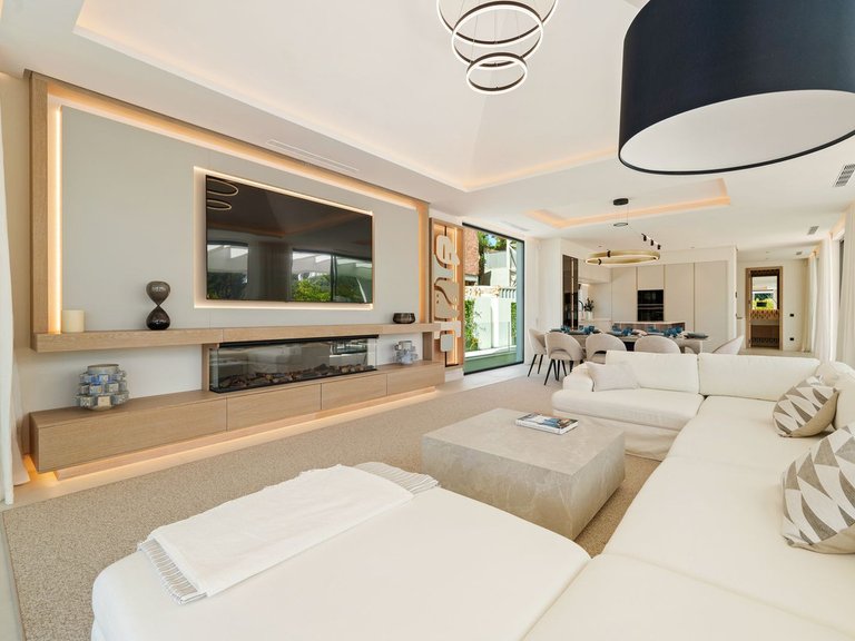 Villa for Sale in San Pedro De Alcántara, Malaga 8