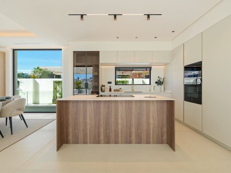 Villa for Sale in San Pedro De Alcántara, Malaga 9