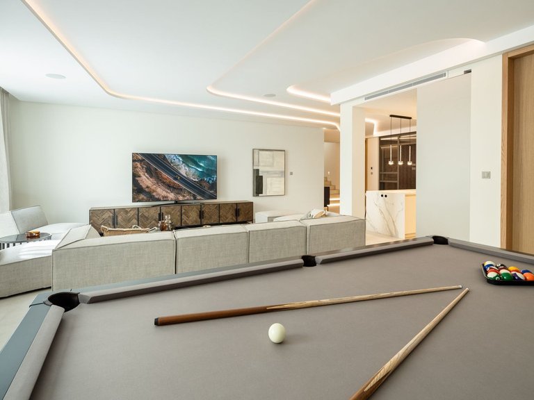 Villa for Sale in Marbella, Malaga 18