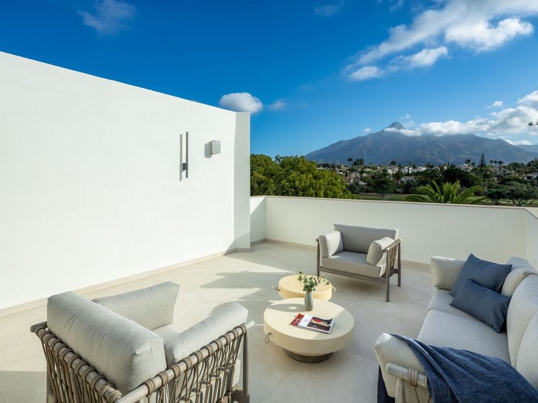 Villa for Sale in Marbella, Malaga 34