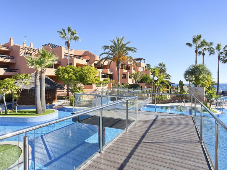 Apartment for Sale in New Golden Mile, Malaga 8