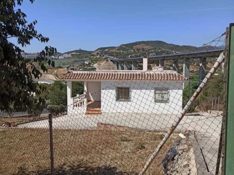Villa for Sale in Estepona, Malaga 4