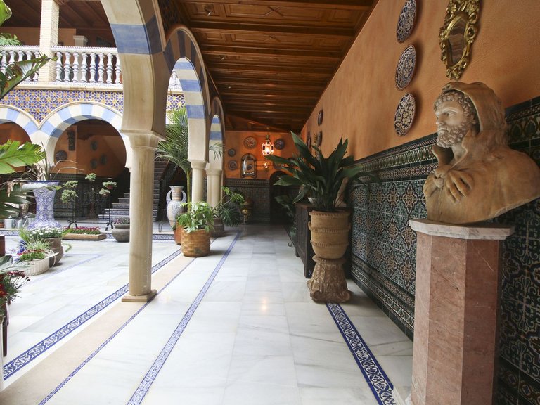 Villa for Sale in Villamartin, Alicante 10
