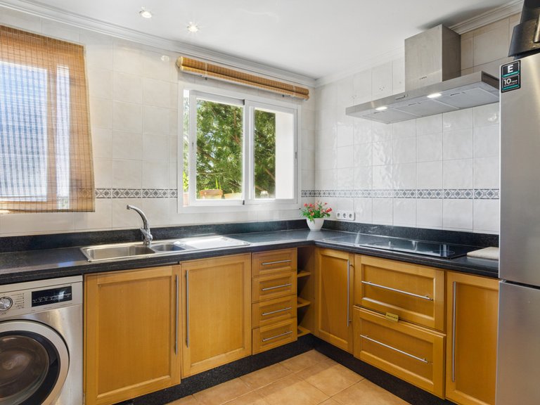 Apartment for Sale in Nueva Andalucía, Malaga 3