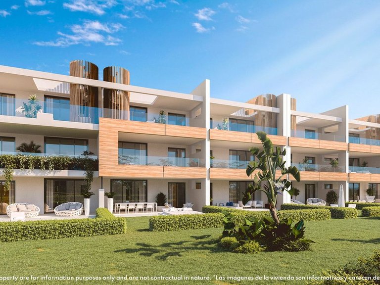 Apartment for Sale in Costa del Sol, Benalmadena Costa, Malaga 1