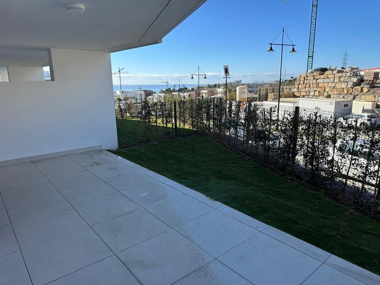 Apartment for Sale in Costa del Sol, Benalmadena Costa, Malaga 9