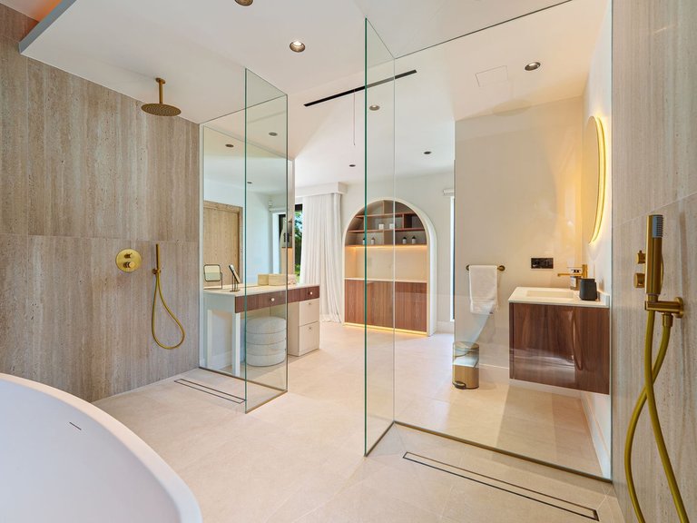 Villa for Sale in Puerto Banús, Malaga 15