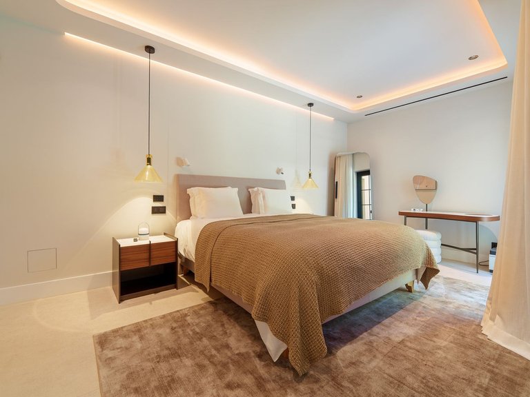 Villa for Sale in Puerto Banús, Malaga 20