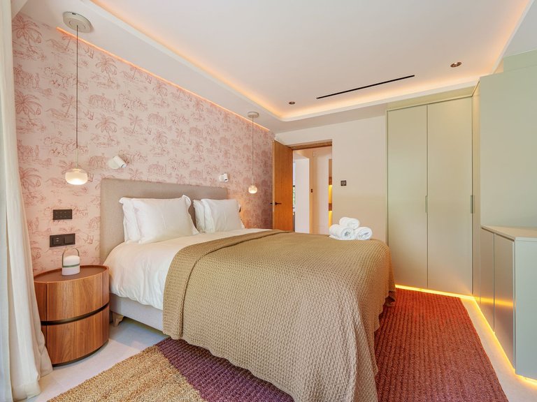 Villa for Sale in Puerto Banús, Malaga 24