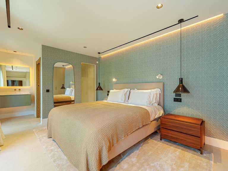 Villa for Sale in Puerto Banús, Malaga 40