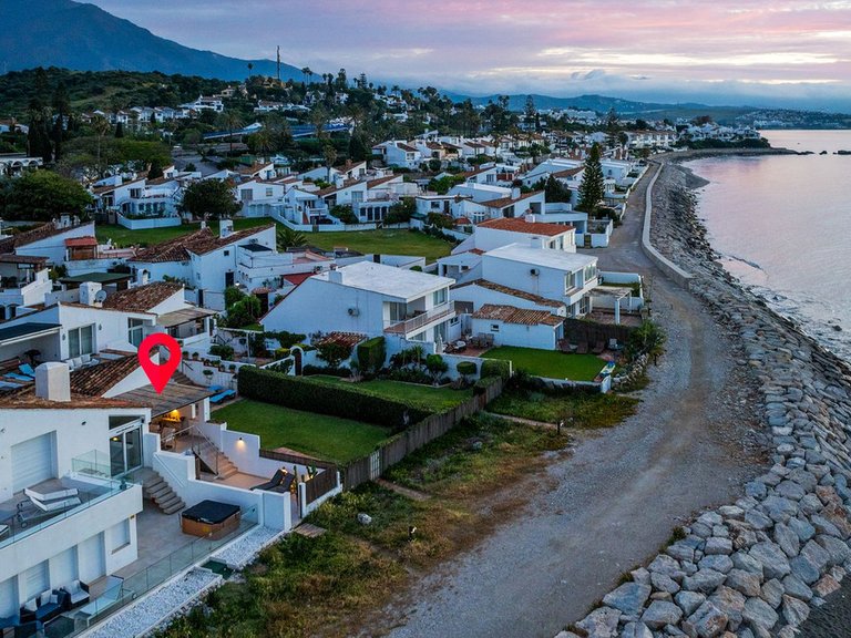Town House for Sale in Estepona, Malaga 32