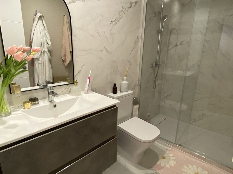 Apartment for Sale in Costa del Sol, Estepona, Malaga 11