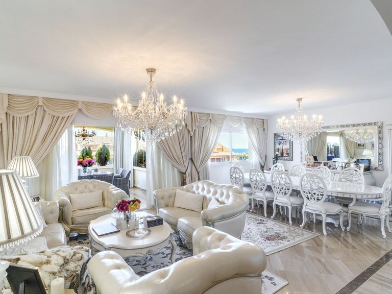 Apartment for Sale in Bahía De Marbella, Malaga 16