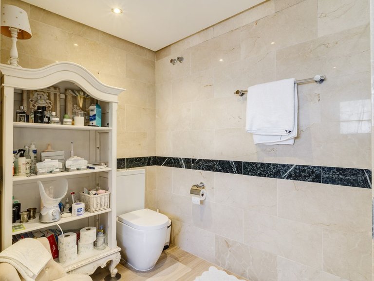 Apartment for Sale in Bahía De Marbella, Malaga 43