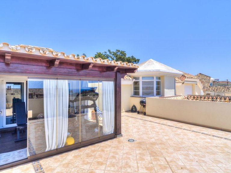 Apartment for Sale in Bahía De Marbella, Malaga 49