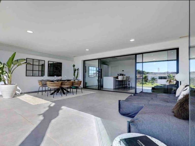 Apartment for Sale in Estepona, Malaga 3