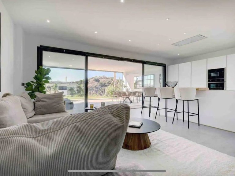 Apartment for Sale in Estepona, Malaga 7