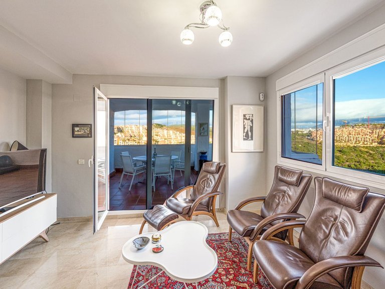 Apartment for Sale in La Duquesa, Malaga 7