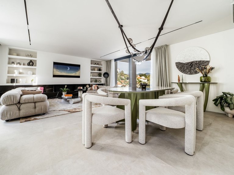 Villa for Sale in Puerto Banús, Malaga 17