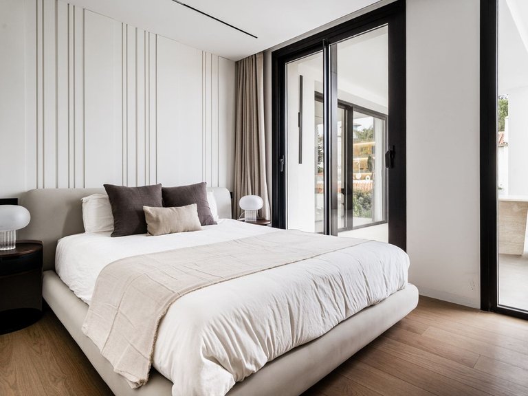 Villa for Sale in Puerto Banús, Malaga 5