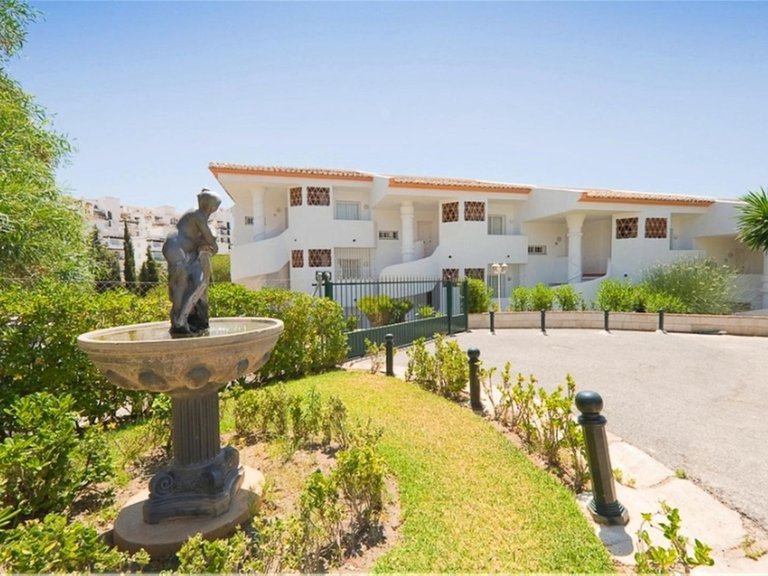 Apartment for Sale in Calahonda, Malaga 21