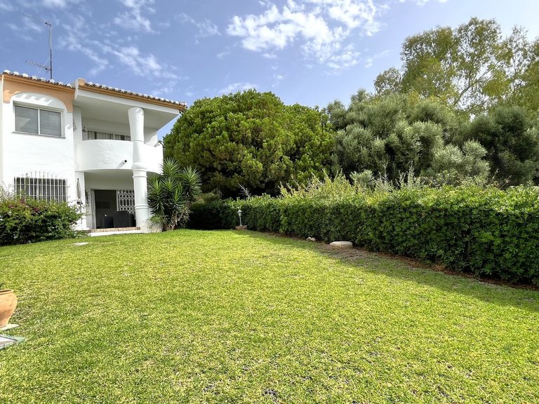 Apartment for Sale in Calahonda, Malaga 22