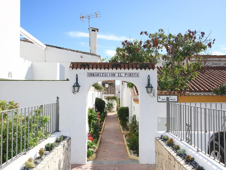 Town House for Sale in Estepona, Malaga 11