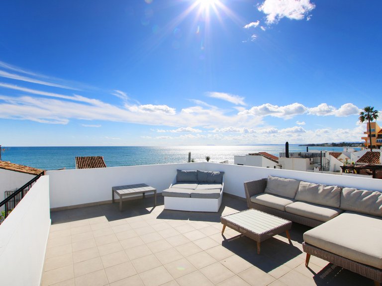 Town House for Sale in Estepona, Malaga 3