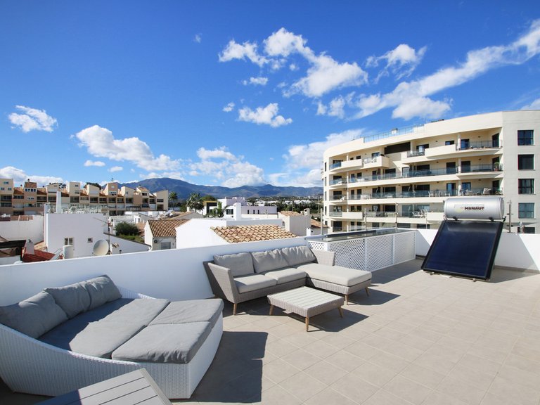 Town House for Sale in Estepona, Malaga 4