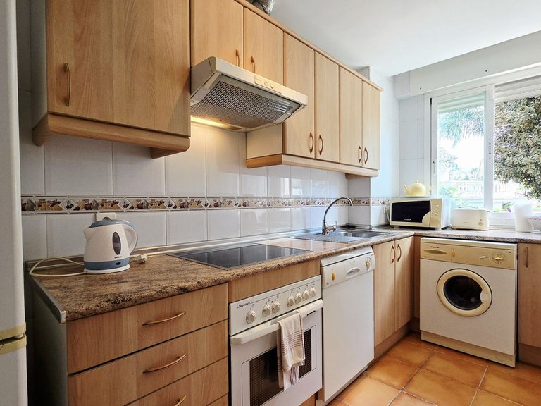 Apartment for Sale in Nueva Andalucía, Malaga 10