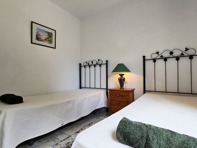 Apartment for Sale in Nueva Andalucía, Malaga 20