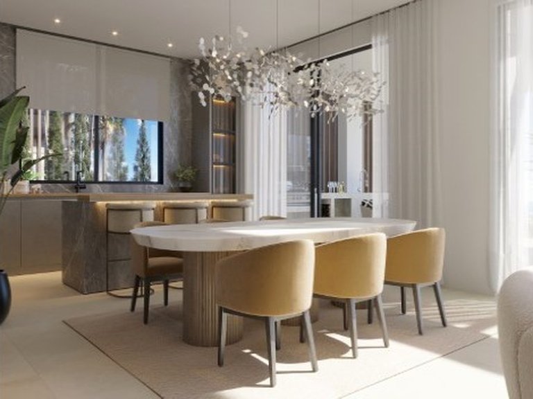 Villa for Sale in New Golden Mile, Malaga 11