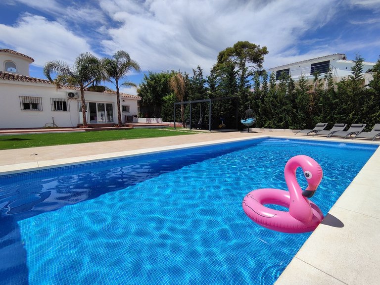 Villa for Sale in Estepona, Malaga 1