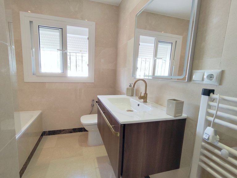 Villa for Sale in Estepona, Malaga 22