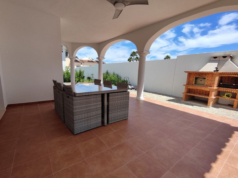 Villa for Sale in Estepona, Malaga 36