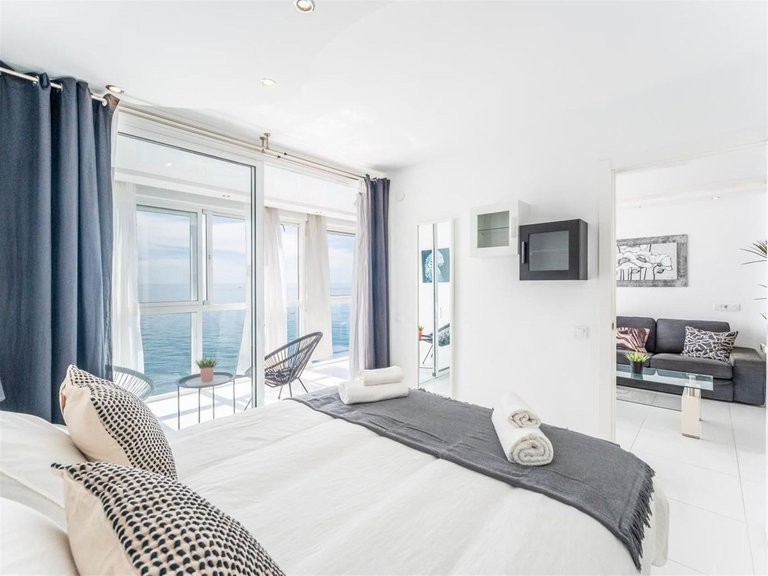 Apartment for Sale in Costa del Sol, Benalmadena Costa, Malaga 16