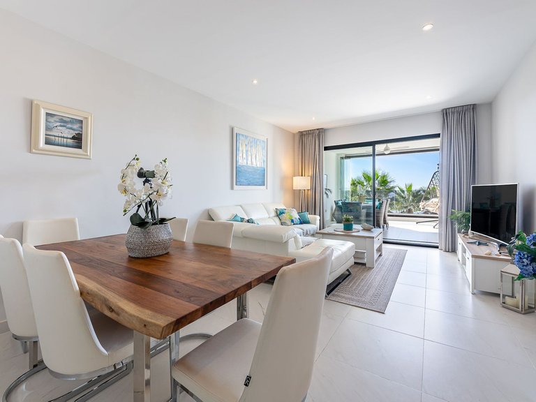 Apartment for Sale in Costa del Sol, Estepona, Malaga 11