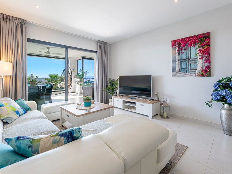 Apartment for Sale in Costa del Sol, Estepona, Malaga 13