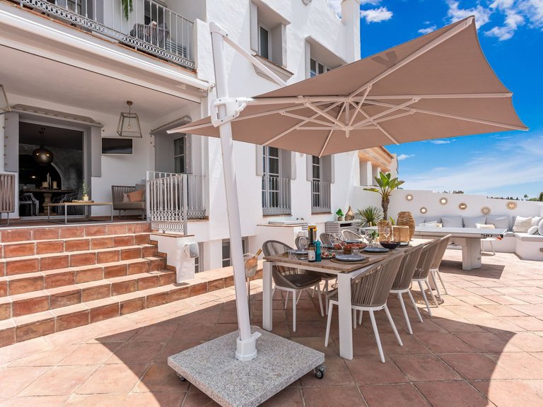 Villa for  in La Heredia, Malaga 2