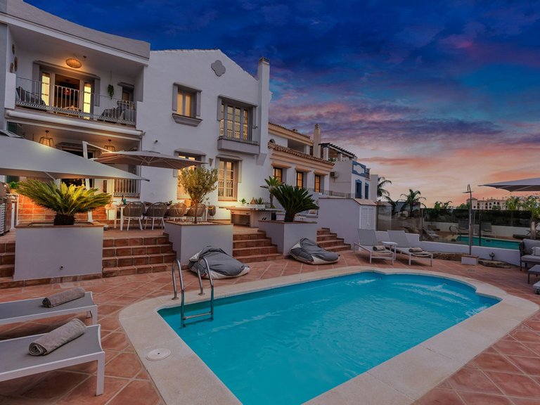 Villa for  in La Heredia, Malaga 39